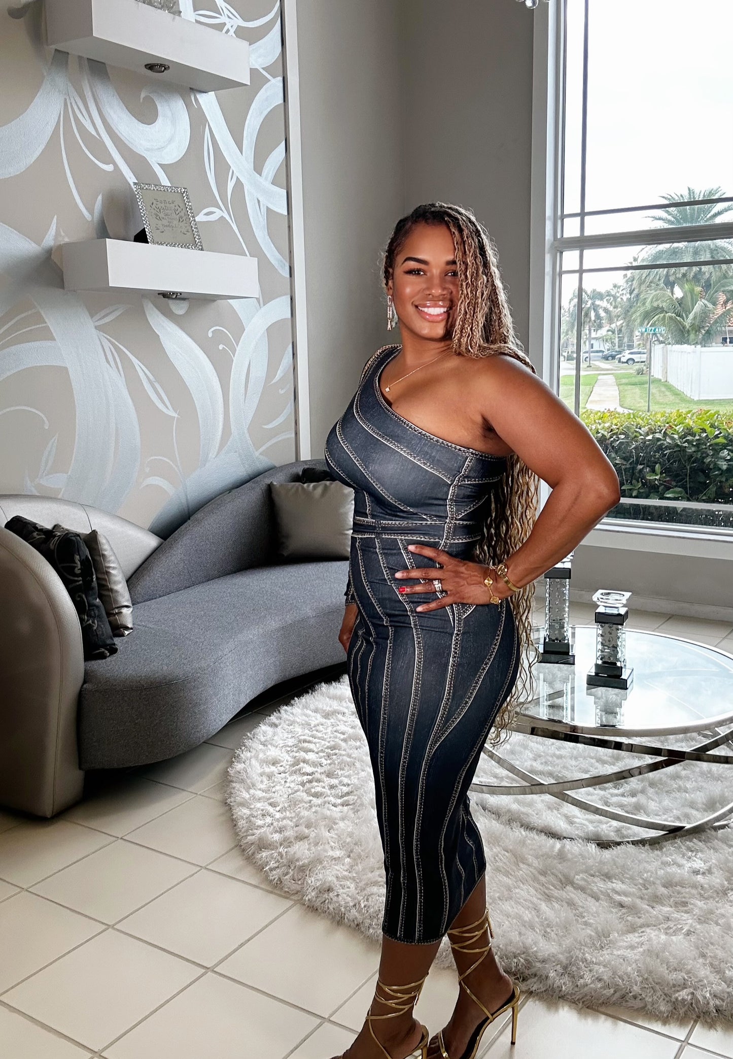 PRETTY ENERGY DRESS